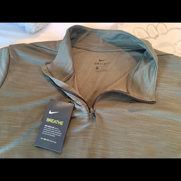 NEW Nike Dri-Fit 1/4 Zip Shirt Tags on; Never Used - Picture 5 of 6